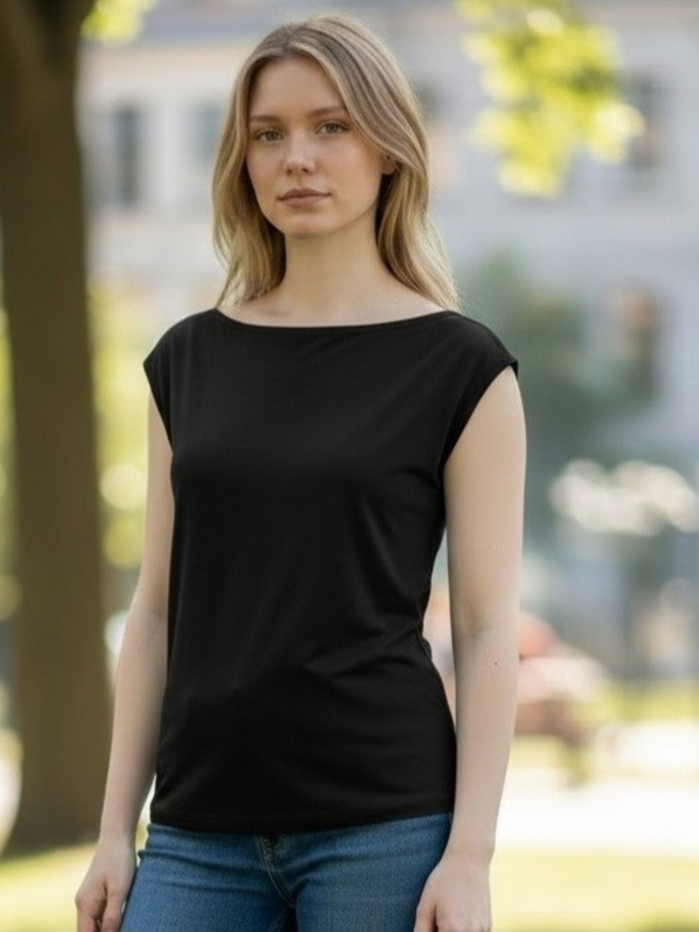 Classic Cap-Sleeve Women's Top in Black